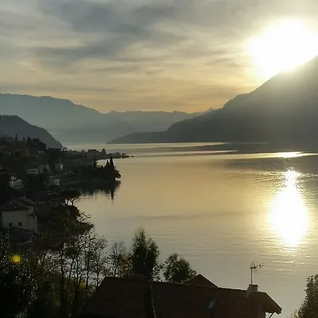 Lägenhet Ampia Vista Sul Lago Di Como